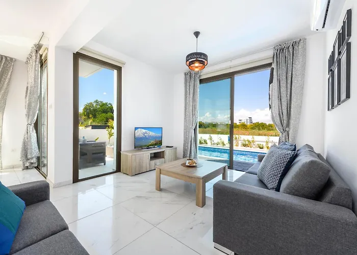 Levanda #40 * Paralimni