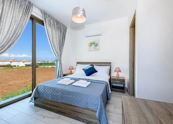 Levanda #40 Paralimni